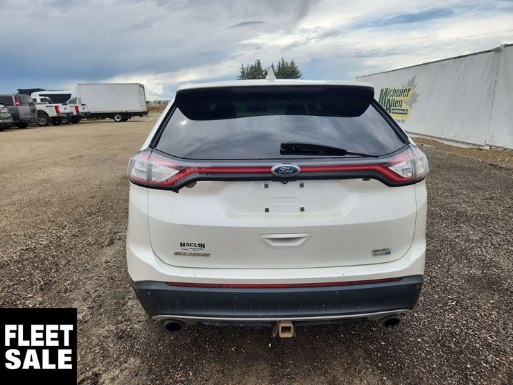 2016-ford-edge-sel-image-7