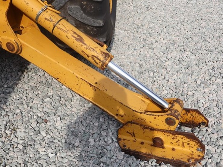 2003-caterpillar-430d-image-28