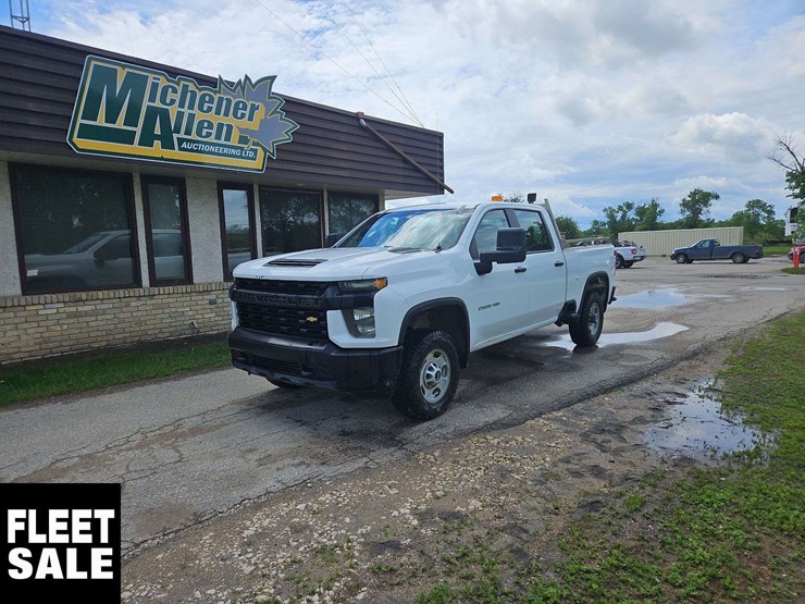 2020-chevrolet-silverado-2500hd-image-1
