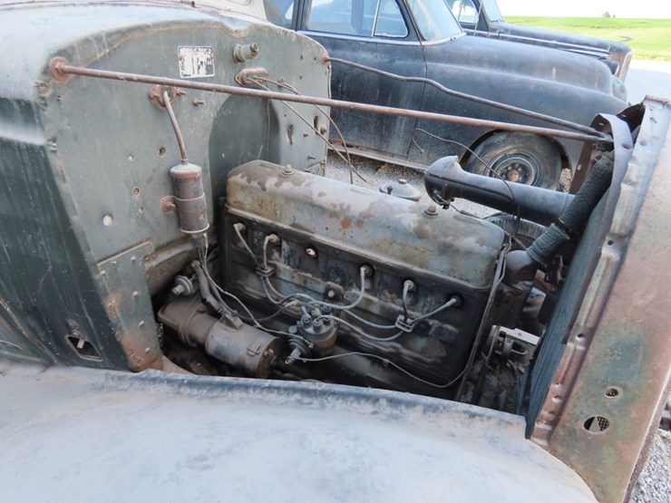 1934-chevrolet-4dr-sedan-image-4