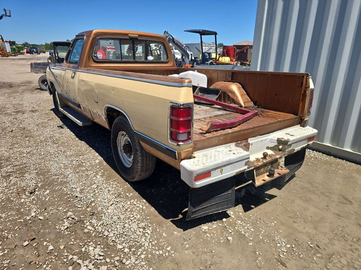 1985-dodge-ram-250-image-6