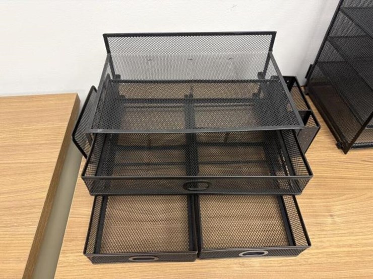 set-of-black-mesh-office-organizers-image-3