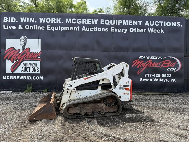 2019-bobcat-t740-image-1