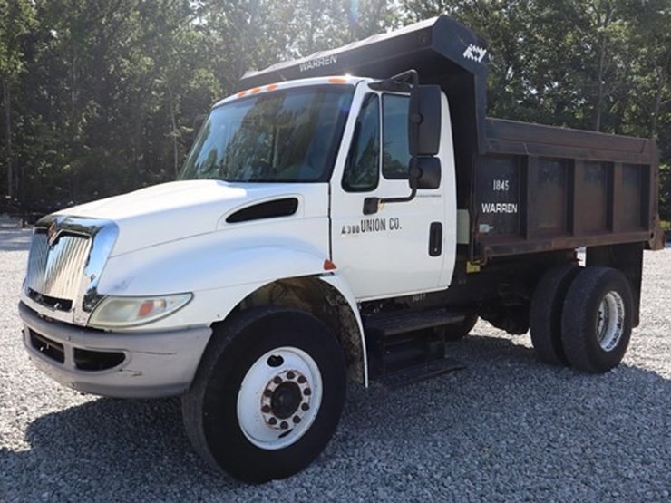 2005-international-durastar-4300-image-1