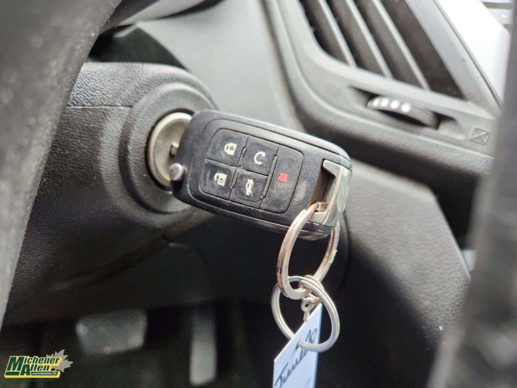 2012-chevrolet-equinox-image-17