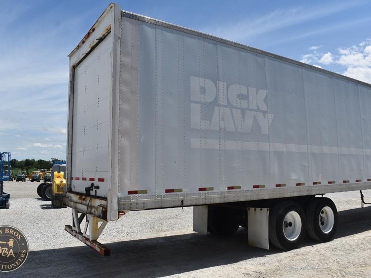 2001-strick-trailer-image-8