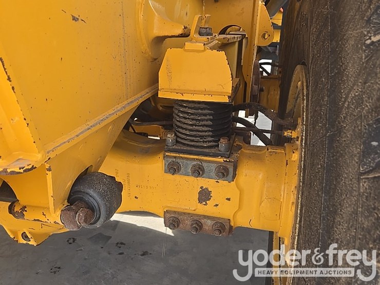2020-volvo-a25g-image-32