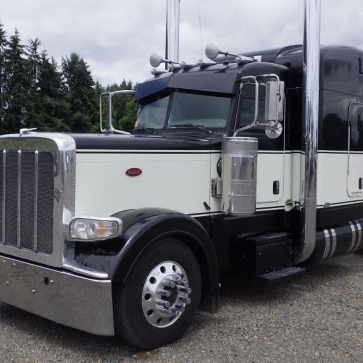 2008 PETERBILT 389