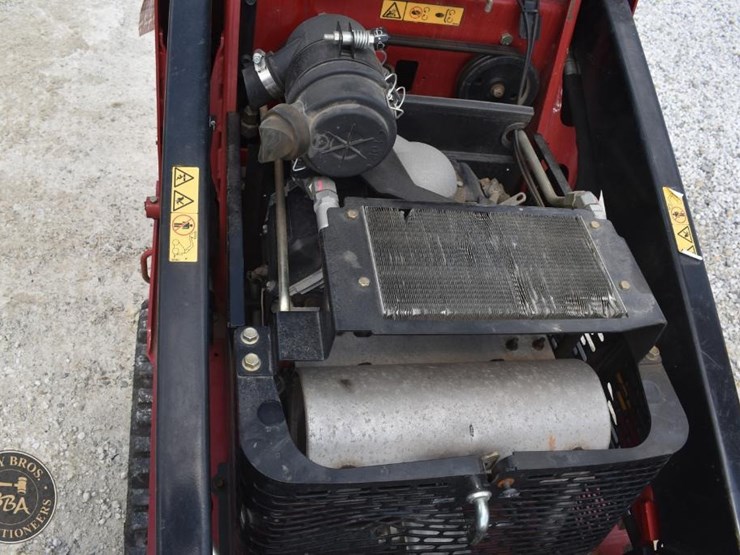 toro-dingo-tx427n-image-19