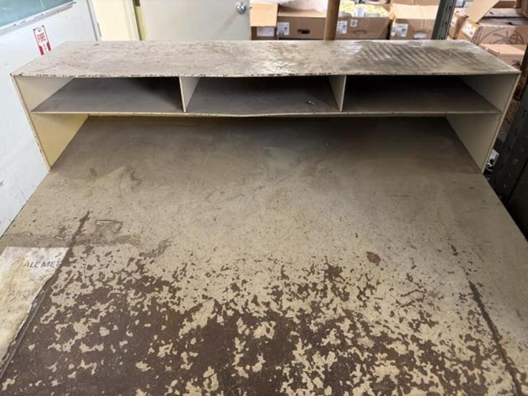 industrial-sjop-desk-with-slope-top-image-4