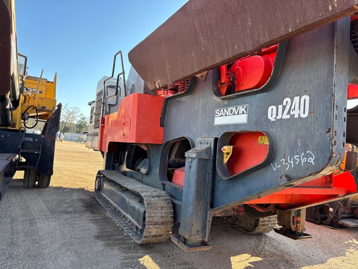 2009-sandvik-qj240-image-5