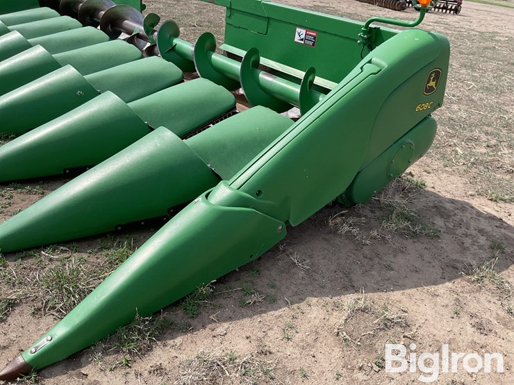john-deere-608c-image-9