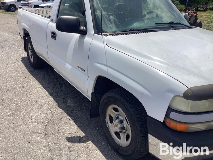 2001-chevrolet-silverado-1500-image-13
