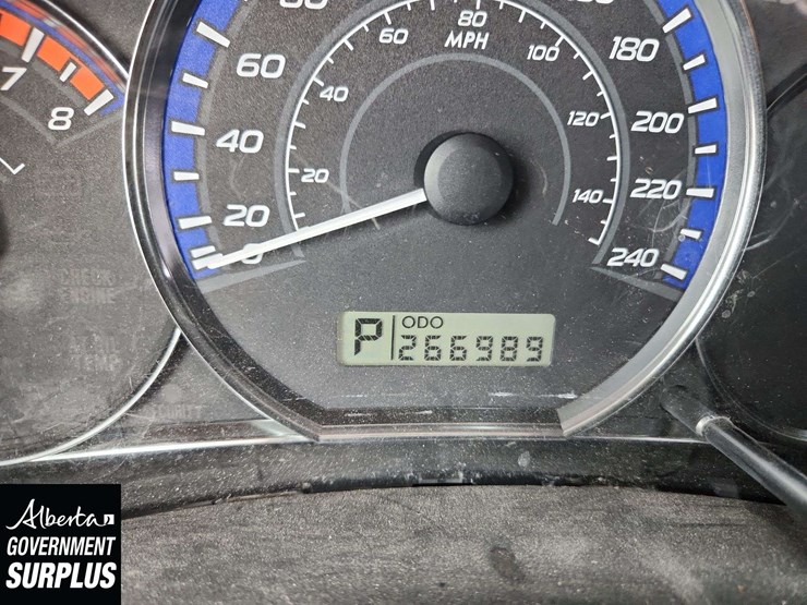 2011-subaru-forester-image-32