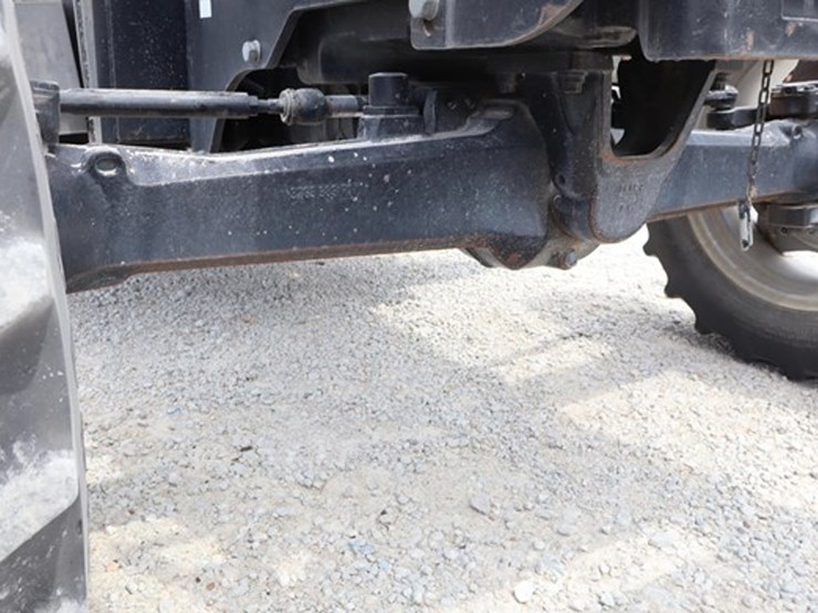 2005-massey-ferguson-5460-image-24