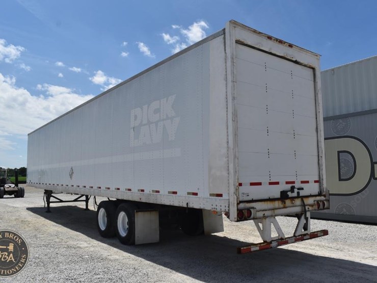 2001-strick-trailer-image-5