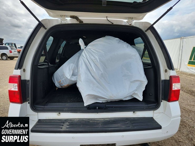 2015-ford-expedition-image-8