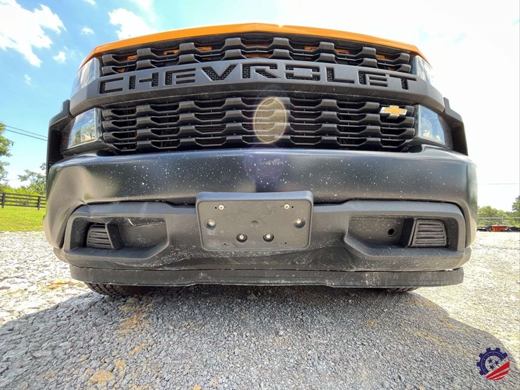 2019-chevrolet-silverado-pickup-truck-image-11