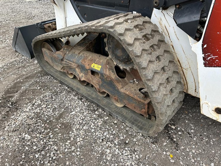 2020-bobcat-t76-image-17