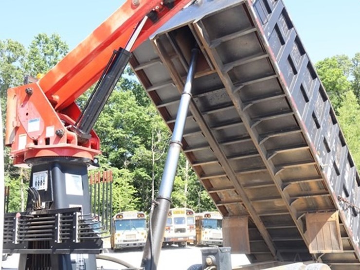 2010-international-transtar-8000-image-33