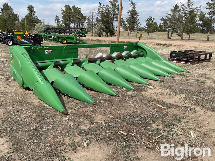 john-deere-608c-image-3