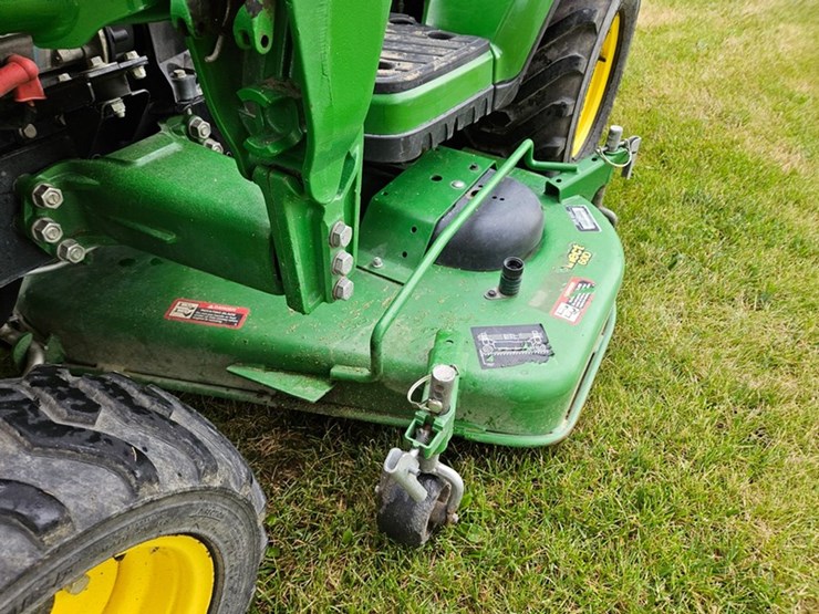 john-deere-1025r-image-15
