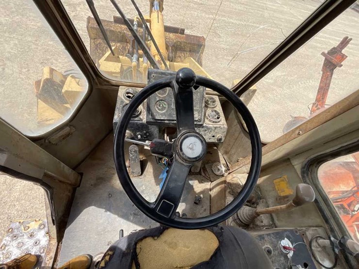 1993-deere-444e-image-8
