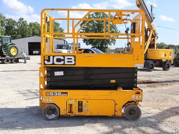 2018-jcb-s3246e-image-6