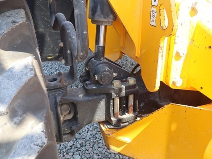 2018-jcb-510-56-image-20
