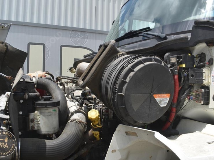 2015-international-transtar-8600-image-21