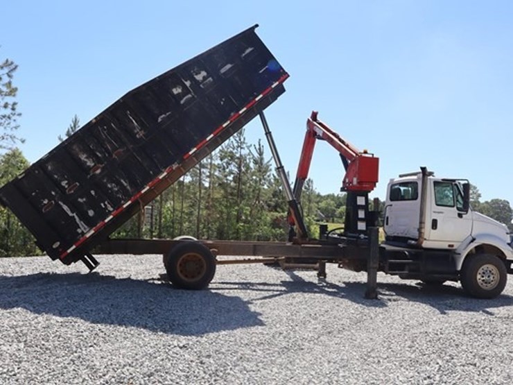2010-international-transtar-8000-image-7