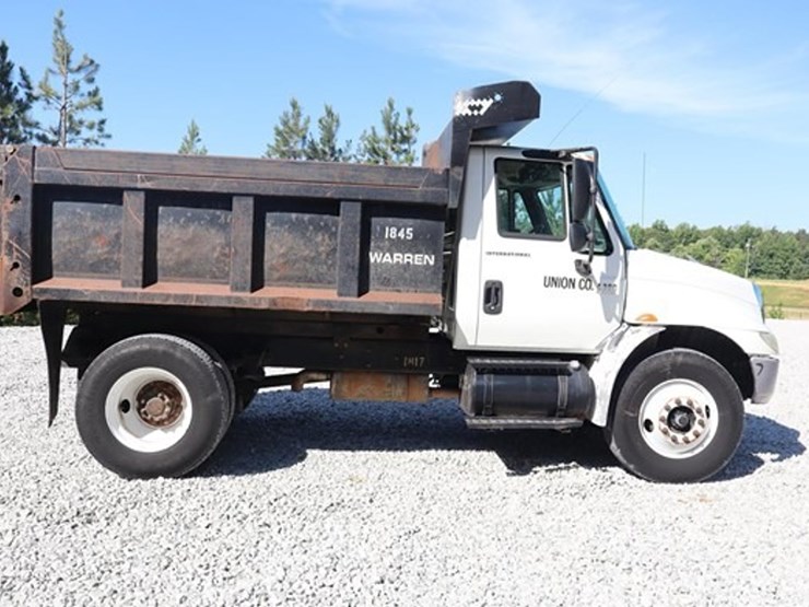 2005-international-durastar-4300-image-6