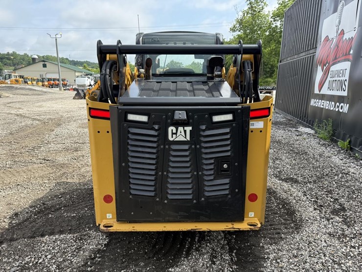 2024-caterpillar-255-image-3
