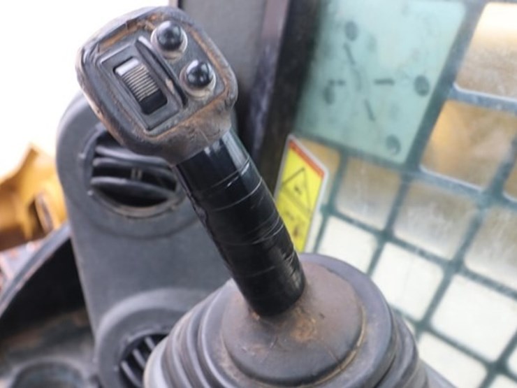 2018-caterpillar-289d-image-26