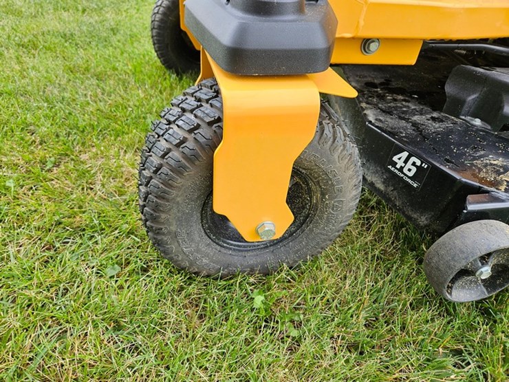 #311-•-cub-cadet-ultima-zts1-zero-turn-mower-image-10