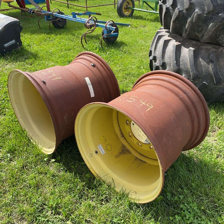 JOHN DEERE 2