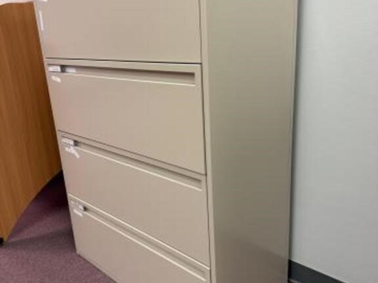 4-drawer-metal-filing-cabinet-image-2