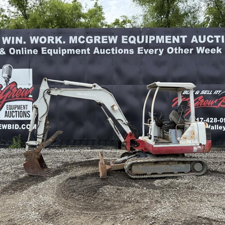 TAKEUCHI TB135