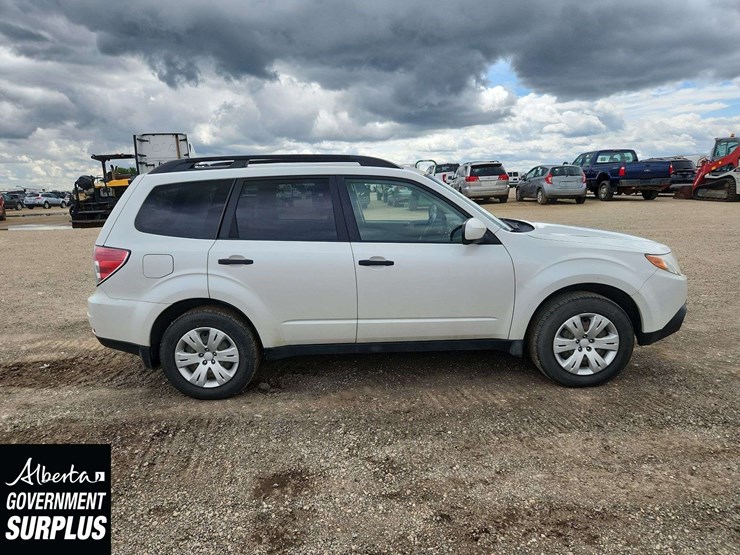 2011-subaru-forester-image-9