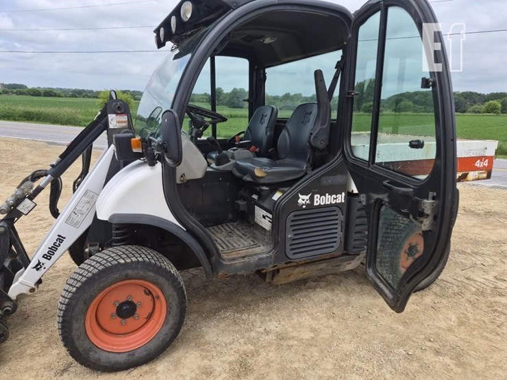 2014-bobcat-toolcat-5600-image-11