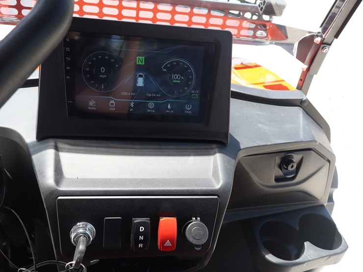 #112-•-6-seater-electric-golf-cart-image-12