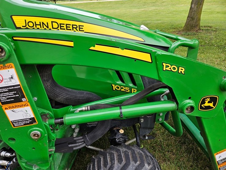 john-deere-1025r-image-27