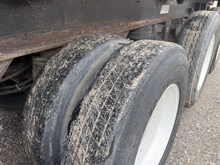 2000-axle-dump-trailer-image-17