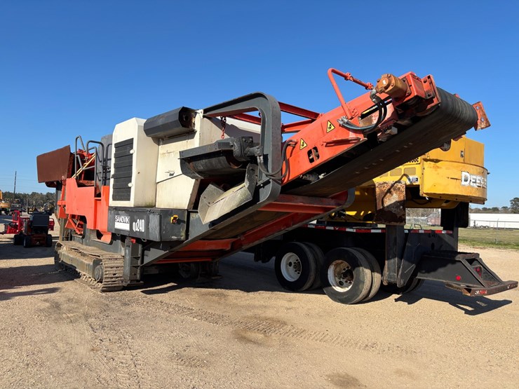 2009-sandvik-qj240-image-3