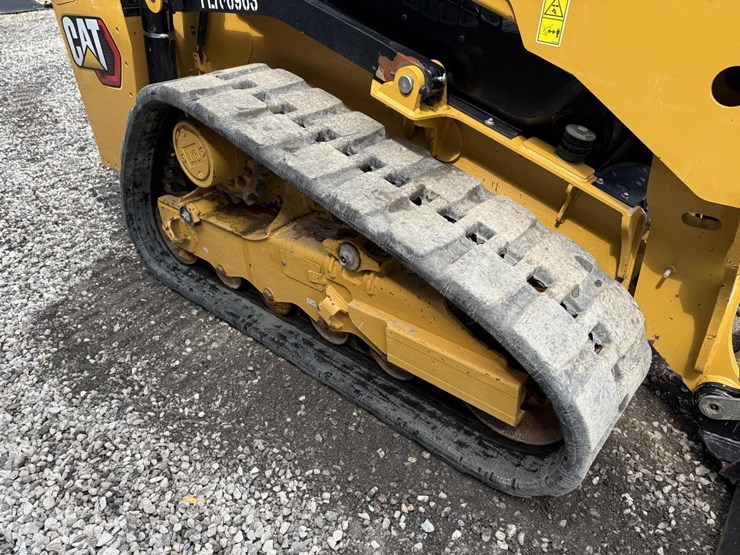 2024-caterpillar-255-image-12