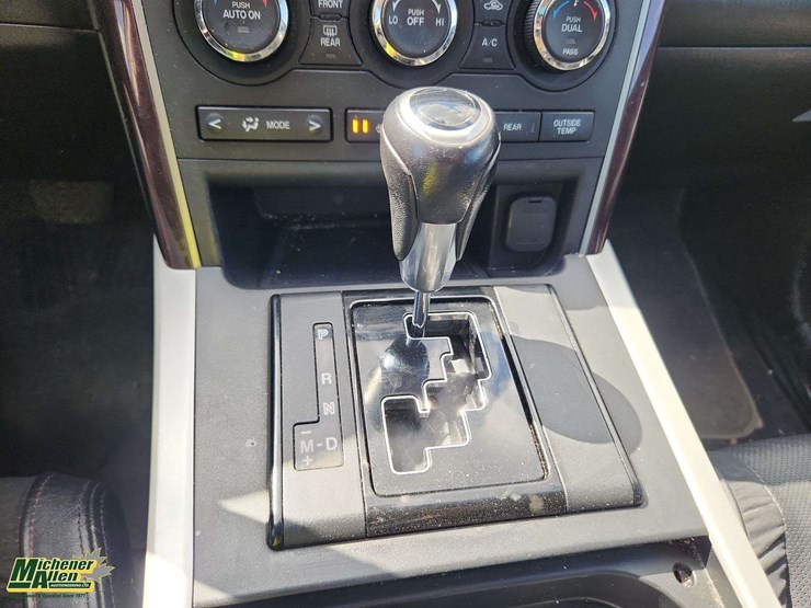 2015-mazda-cx9-image-23