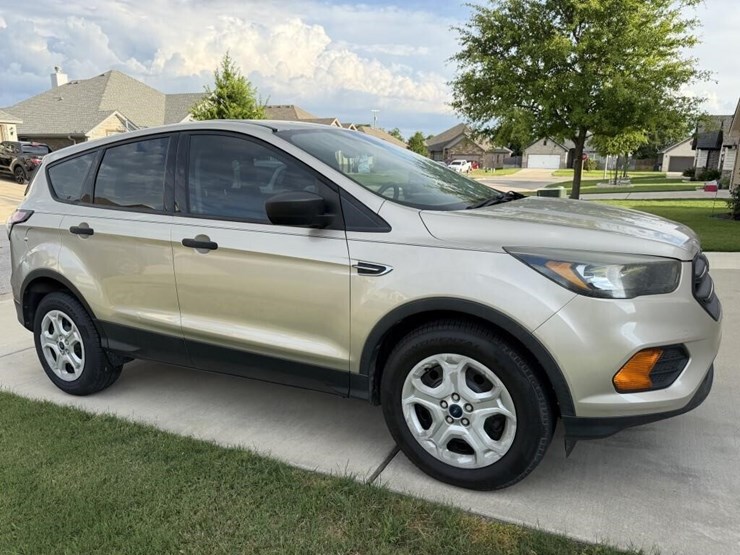 2018-ford-escape-image-1