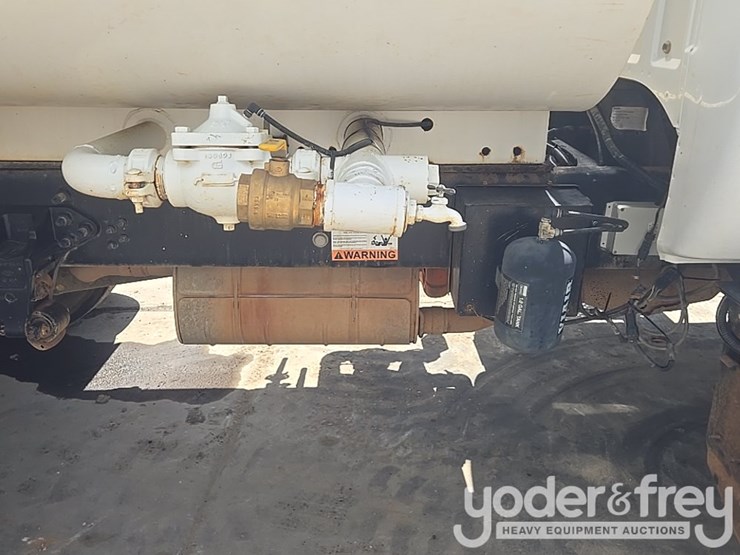 2019-ford-f750-xl-image-26