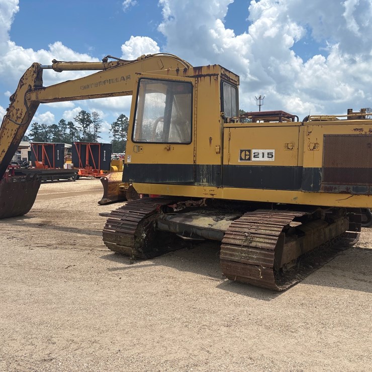 CATERPILLAR 215
