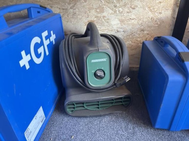 mueller-4–6in-gas-line-tapping-&-stopping-trailer-image-48